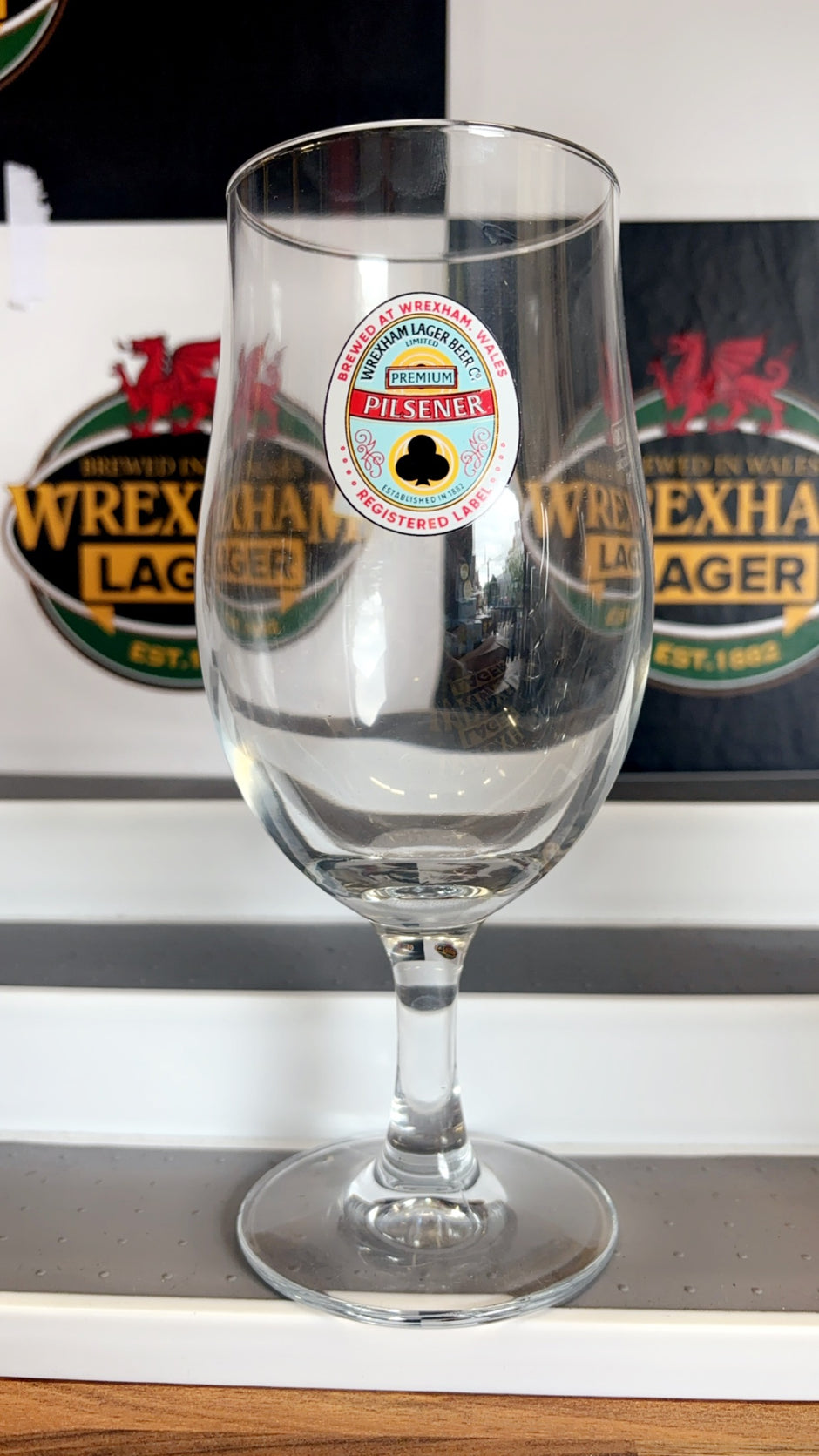 Glassware Wrexham Lager